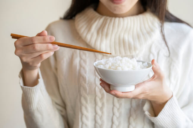 白米　ご飯　お茶碗　箸